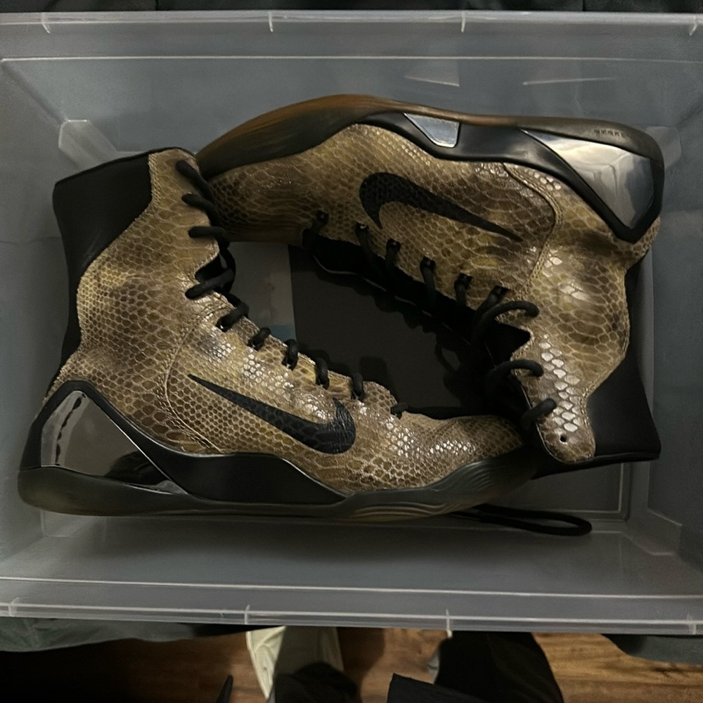 Kobe Snakeskin